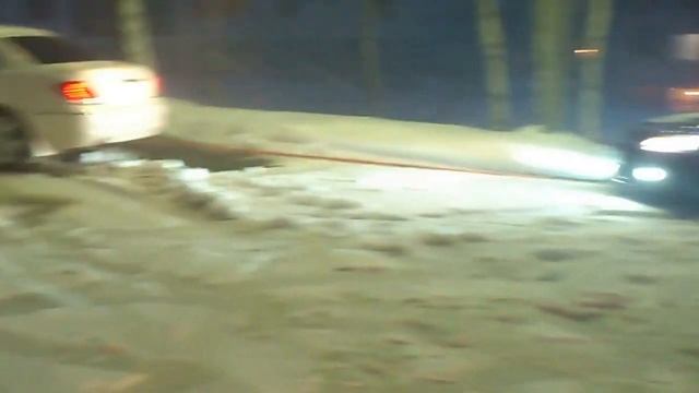 Honda Legend KB1 RL 2005 на летней резине в снегопад.720.mp4 смотреть онлайн