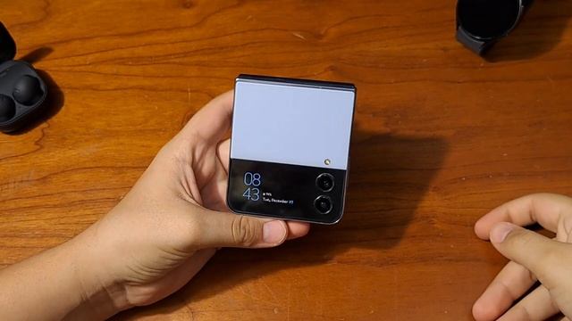 Samsung galaxy z flip 4 review, two months later... смотреть онлайн