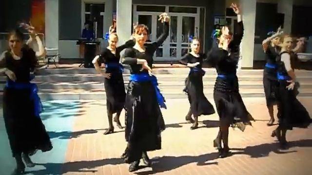 Белгород Фламенко.Группа "Веер".Открытие фонтана. смотреть онлайн