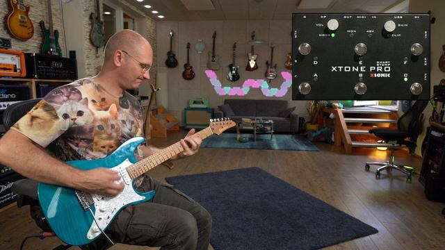 iPad guitar amp on stage? - XTone Pedal Interfaces Review смотреть онлайн