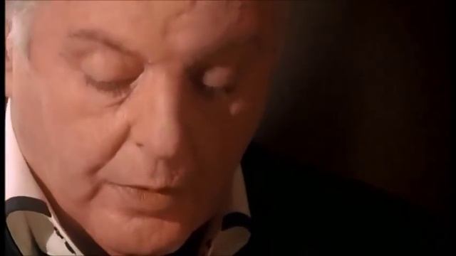 Beethoven | Piano Sonata No. 12 in A-flat major | Daniel Barenboim смотреть онлайн