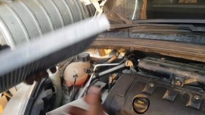 Замена салонного фильтра Peugeot 308 1.6 (EP6). Где стоит фильтр салона Пежо 308? Обслуживание Пыжа