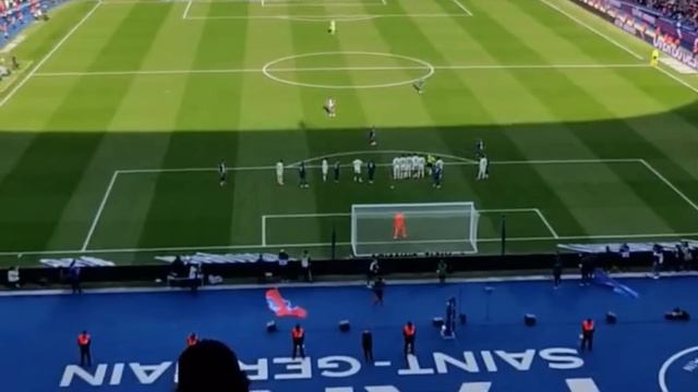 TONTON ANGLE BARU GOL INDAH MESSI Saat PSG Menjamu Lille yang BIKIN SANG ISTRI MELONGO | BERITA BOL смотреть онлайн