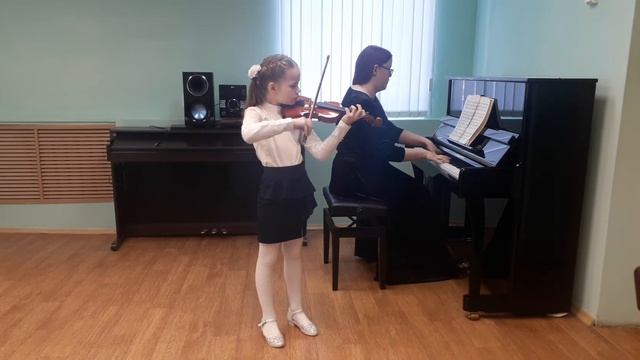 Дыдыкина Елена, 7 лет. И.Дунаевский "Колыбельная" смотреть онлайн