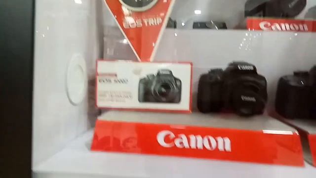 Searching my camera (Canon 200d Vs Nikon d5300) смотреть онлайн