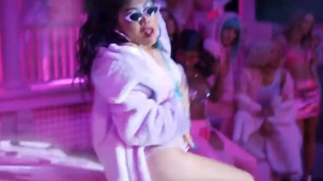 Почему Ариана Гранде стала ТАК ПОПУЛЯРНА? / Кто такая Ариана Гранде