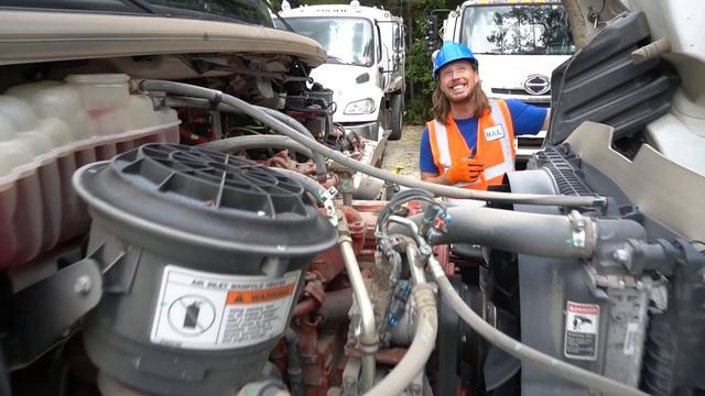 Garbage Trucks with Handyman Hal | Trash pickup with Garbage Truck | Fun Videos for Kids смотреть онлайн