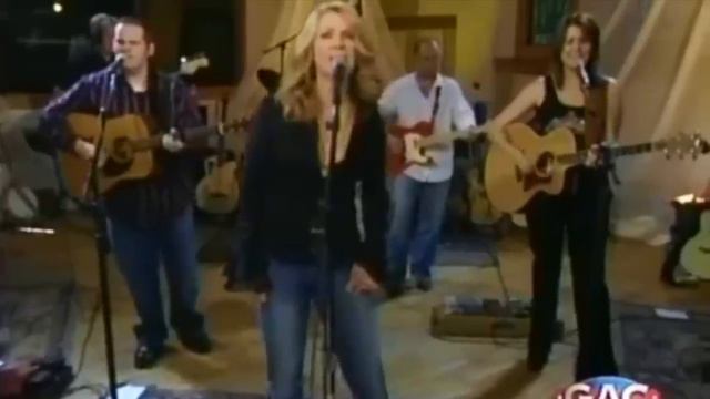 Patty Loveless — "You Don't Even Know Who I Am" — Live смотреть онлайн