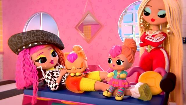 House of Surprises Season 1 | ALL Episodes | L.O.L. Surprise! Best Moments смотреть онлайн