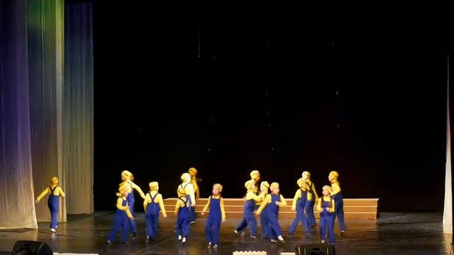 Театр Танца Чайка МИНЬОНЫ смотреть онлайн