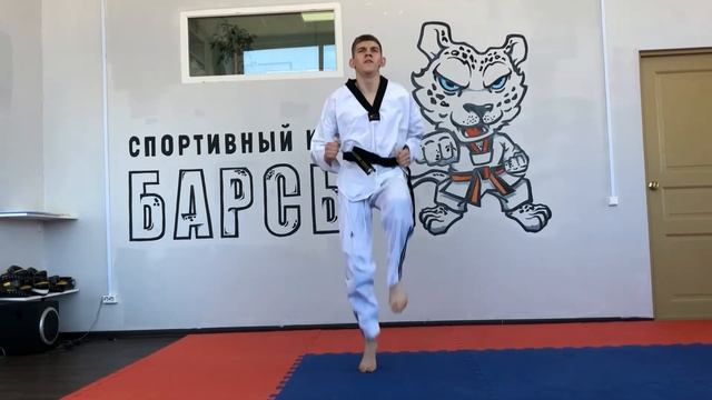 Тренировка по тхэквондо во время карантина для тренировочной группы (пятница, 17.04.2020) смотреть онлайн