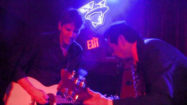 ALEJANDRO ESCOVEDO & THE SENSITIVE BOYS "Everybody Loves Me" Austin, Tx. 5/27/14 смотреть онлайн