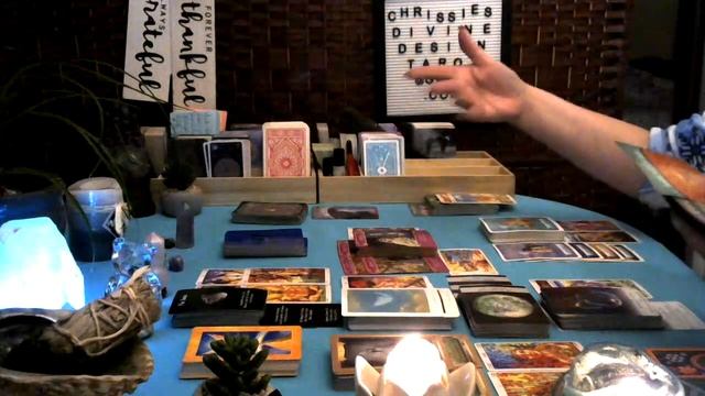 ⭐Keanu Reeves May 2023 Astrology tarot reading Request reading Keanu with someone? Inside is answer смотреть онлайн