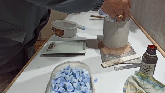 ХУДОЖЕСТВЕННОЕ ЛИТЬЁ ИЗ БРОНЗЫ. Эпизод 2: Заливка силиконовой формы. смотреть онлайн