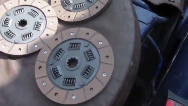 Демпферный диск сцепления на МТ УРАЛ ДНЕПР К750 / Damping disk of coupling on MT URAL DNEPR K750. смотреть онлайн