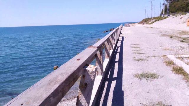 Пляж поселка Нижняя Беранда, Большого Сочи. Где в Сочи мало людей и чистая вода? смотреть онлайн