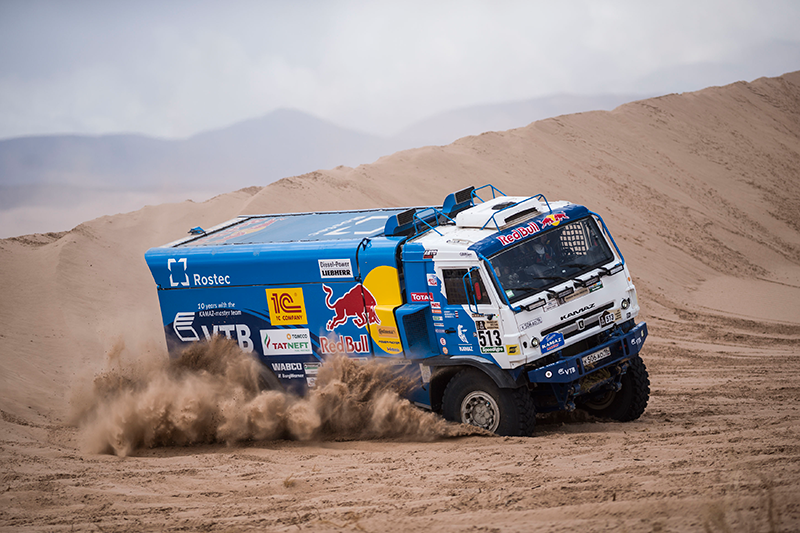 К 30-летию команды. 15 Золотых Дакаров «КАМАЗ-мастера». Год 2017-й смотреть онлайн