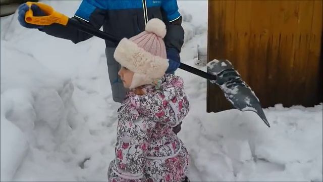 ВЛОГ. Делаем ЧУЧЕЛО своими руками. Проводы зимушки-зимы в деревне. Сжигаем чучело. Масленица. Блины смотреть онлайн