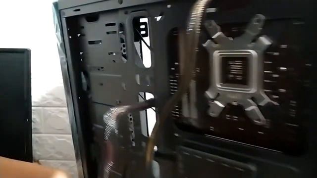 Rakit PC 2,3 Juta Keren Sudah peke cassing gaming cube + fan controler смотреть онлайн
