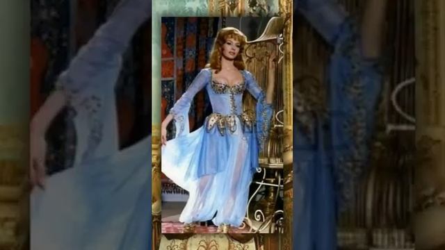 Мишель Мерсье? Платья Анжелики? смотреть онлайн