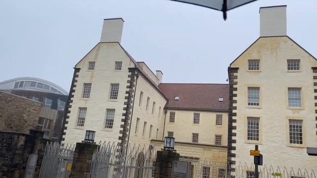 Joe Guides The Canongate, Edinburgh смотреть онлайн