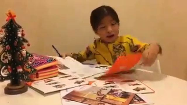 Celine Tam is Writing Christmas Cards смотреть онлайн
