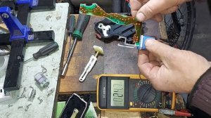 ЗАМОК ДВЕРИ шкода фольксваген РАЗБОРКА СБОРКА РЕМОНТ skoda  volkswagen