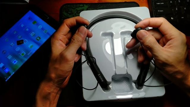 Tai nghe Sony Bluetooth giá 200k có nên mua hay không смотреть онлайн