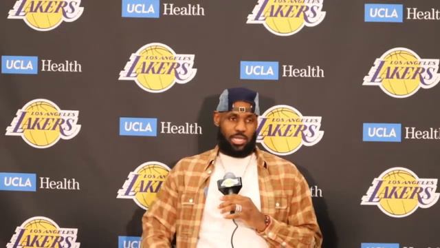 LeBron James Reacts To Passing Oscar Robertson For 7th All-Time On The All-Time Assists List смотреть онлайн