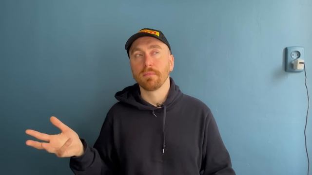 Возвращение блудного Тома. Бабкина герань. Новые флаконы. Про Питер смотреть онлайн