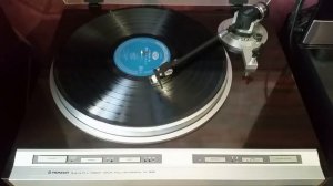 Pioneer PL-505  проигрыватель виниловых пластинок