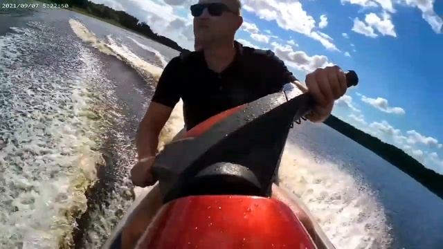 Гидроцикл BRP RXT 215 смотреть онлайн