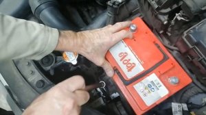 Hyundai I30 Battery Removal or Replacement How to
