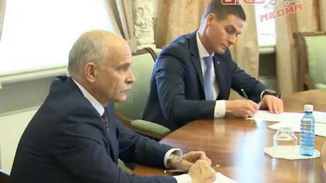 Губернатор встретился с чрезвычайным и полномочным послом Словении в России смотреть онлайн