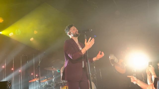 You Are The Reason / Whistle (Calum Scott BRIDGES World Tour 2023 - Barcelona) смотреть онлайн