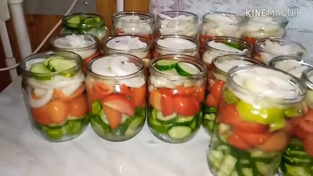 Салат из огурцов, помидор и лука на зиму. Ооочень вкусный салат. смотреть онлайн