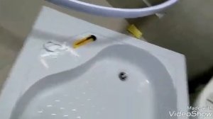 Как удалить силикон с  душевой кабины?