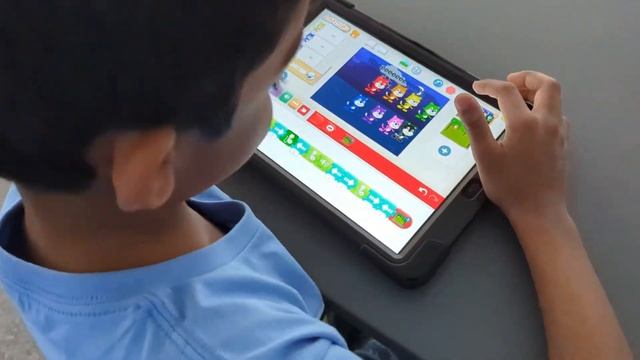 Fun with Coding and Animations смотреть онлайн