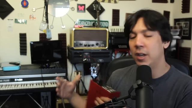 Taylor Swift Microphone - Avantone CV-12 Tube Microphone Review - смотреть онлайн