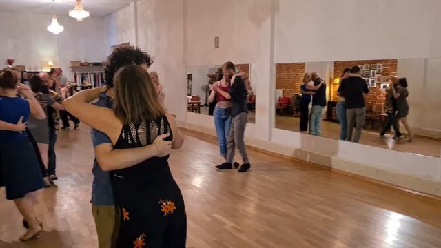 Milonga Linda, Ljubljana, Slovenia (1. 10. 2023) ~ DJ Marko Toplak #1 смотреть онлайн