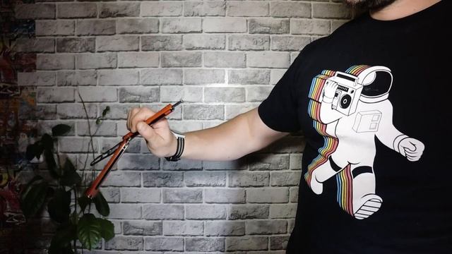 Нож бабочка. The Fan Rollover. Балисонг трюки - флиппинг средний уровень смотреть онлайн