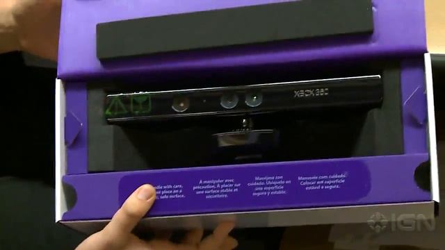 Xbox 360 Kinect Unboxing Video by IGN смотреть онлайн