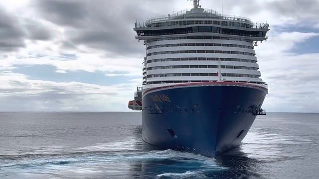 Do not miss what happened on this cruise Carnival Mardi Gras! One of the larger cruise ? Subscribe! смотреть онлайн