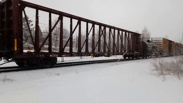 CN #402 at rue Des Braves in Rimouski eastbound to Mont-Joli on april 1st 2023 смотреть онлайн