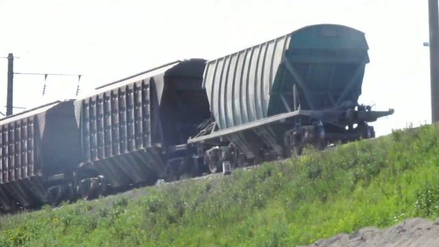 ГЖД ЧМЭ3-3593 С Хопперами смотреть онлайн