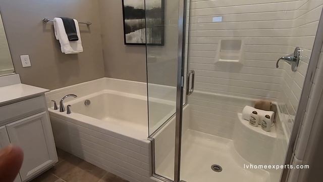 3,871 Sqft $488K | Main House 3 BD, 3 BA, Loft, 3 Car | NextGen 1 BD, 1 BA, Living Room, Kitchen. смотреть онлайн