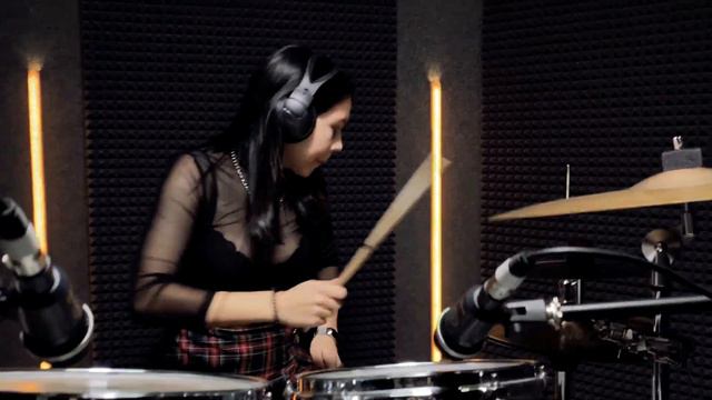 Evanescence - Bring me to life - drum cover смотреть онлайн
