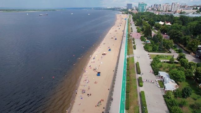 Пляж на Полевом спуске в Самаре