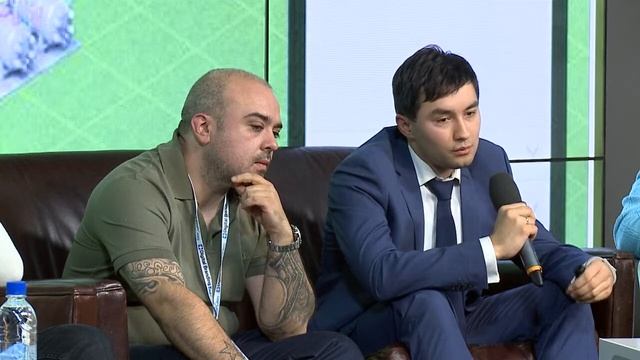 5.3: "Первый обучающий симулятор в области нефтедобычи" - Саммит Digital Branding, October 2014 смотреть онлайн