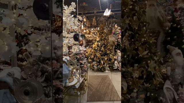 В БАТУМИ УЖЕ ПОЛНЫМ ХОДОМ ИДЁТ ПОДГОТОВКА 🎄🎁 #грузия #батуми #happynewyear #2022 смотреть онлайн
